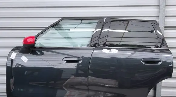 Mini Countryman U25 Front door 