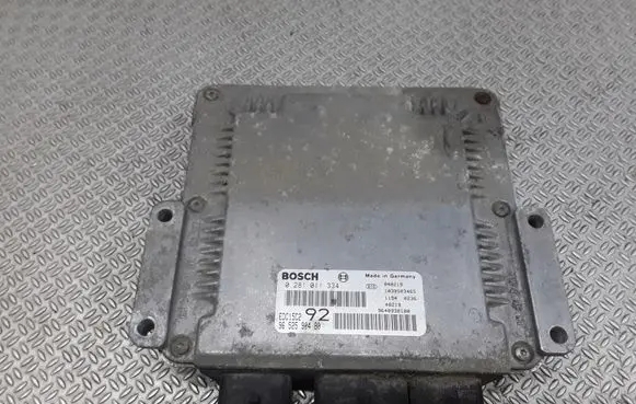 Peugeot 807 Engine control unit/module 0281011334