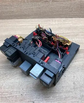 Volkswagen PASSAT B6 Comfort/convenience module 3C0937049J