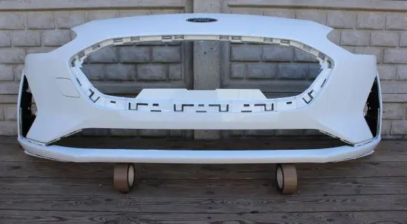 Ford Focus Front bumper JX7B17757A