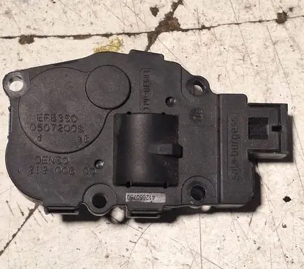 Citroen C4 I Picasso Air flap motor/actuator 21200600 EFB350