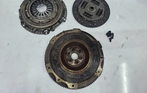 Ford Focus Clutch set kit cm5g-6375-na