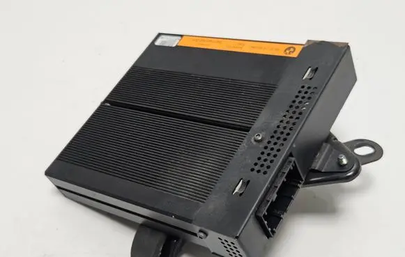 BMW Z3 E36 Sound amplifier 6902840 EE658M