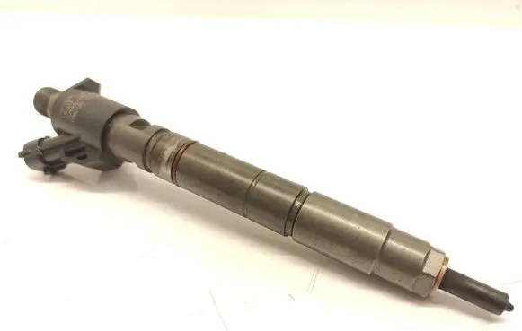 Volvo V70 Fuel injector 31272690 0986435393 18D123