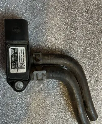 Volkswagen PASSAT B7 Exhaust gas pressure sensor 076906051B