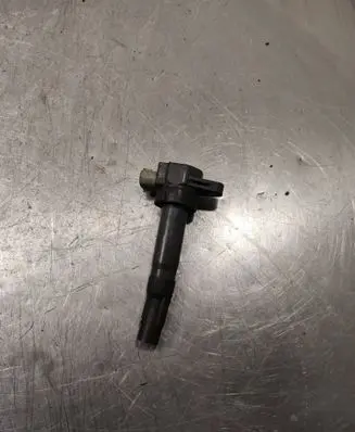Suzuki Grand Vitara II High voltage ignition coil dl3oy10