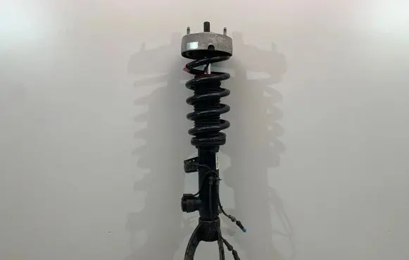 BMW X5 F15 Front shock absorber with coil spring 6863174