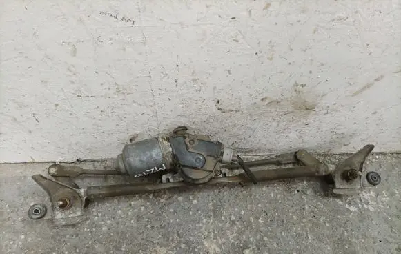 Mazda 6 Front wiper linkage and motor