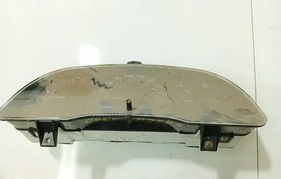 Opel Astra F Speedometer (instrument cluster) 81117675PP