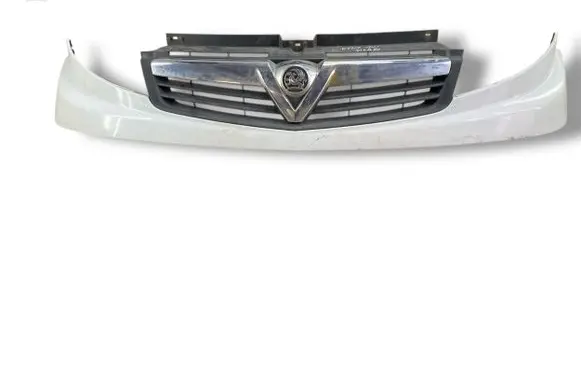 Opel Vivaro Front bumper upper radiator grill
