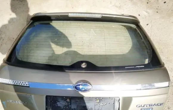 Subaru Legacy Tailgate/trunk/boot lid rudas
