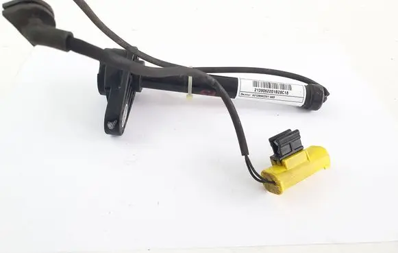Mercedes-Benz E W213 Pedestrian airbag 2139062201