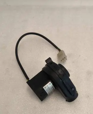 BMW 5 E39 Engine control unit/module fan 0130002831 129017451829