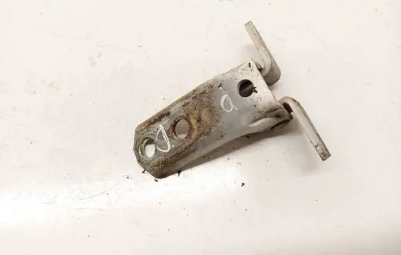 Mitsubishi Outlander Front door upper hinge 