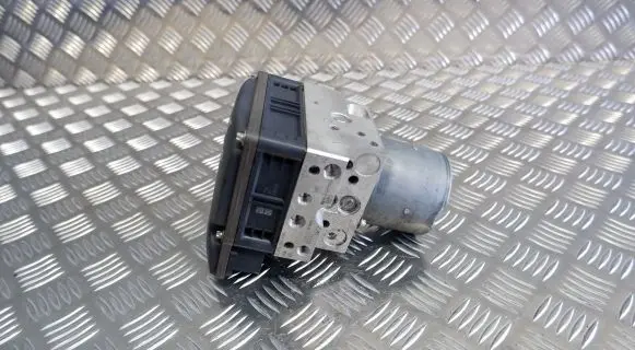 Audi A8 S8 D4 4H ABS Pump 4H0907379D 4H061451