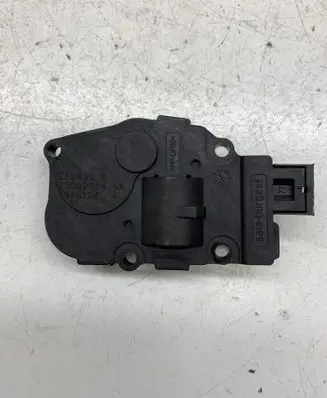 BMW 3 GT F34 Intake manifold valve actuator/motor EFB491 T946104