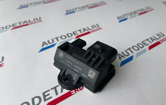 BMW 3 F30 F35 F31 Glow plug pre-heat relay 8519472 0522140104