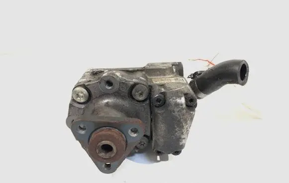 BMW 5 E60 E61 Power steering pump 7652955108