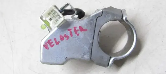 Hyundai Veloster Steering wheel lock 81900-2V000