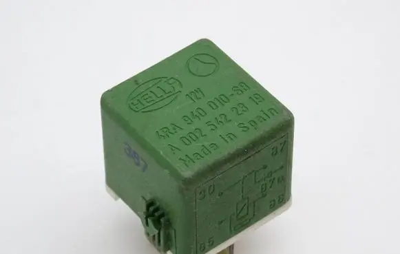 Mercedes-Benz E W211 Other relay A0025422319