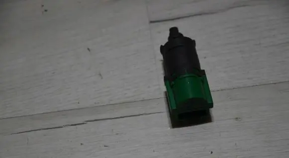 Peugeot 2008 I Brake pedal sensor switch 9670430580