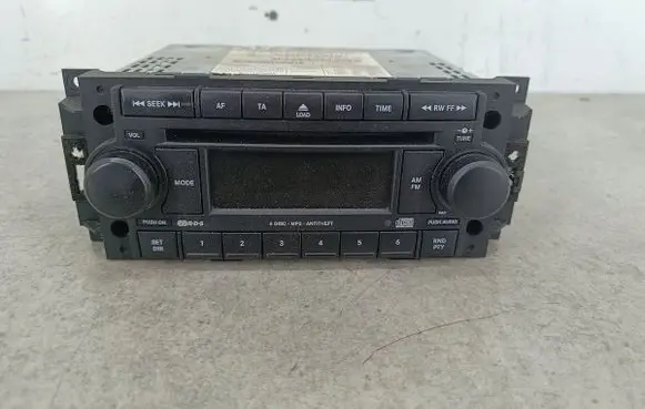 Dodge Caliber Radio/CD/DVD/GPS head unit P05064362AA