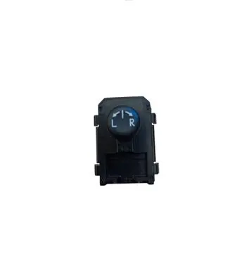 Subaru Impreza III Wing mirror switch 83061FJ010