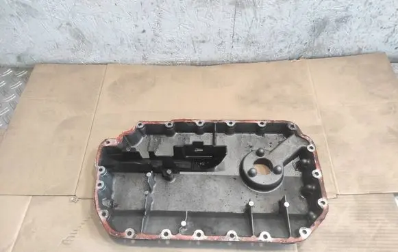 Audi A8 S8 D2 4D Oil sump
