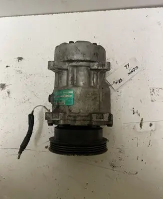 Renault Scenic I Air conditioning (A/C) compressor (pump) 7700272987