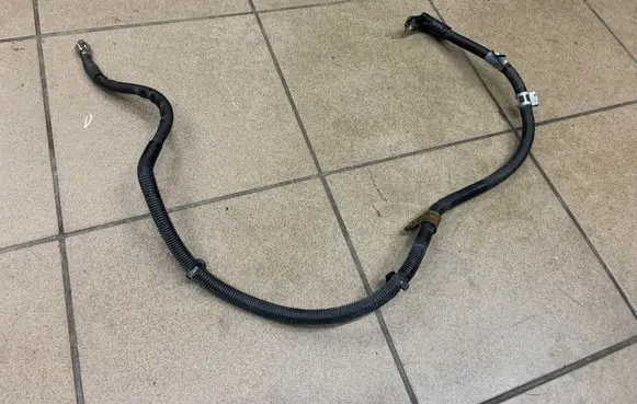 Mercedes-Benz GLA W156 X156 Positive cable (battery) A2465405933