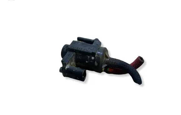 BMW X3 G01 Vacuum valve 70478502 8570591 201035