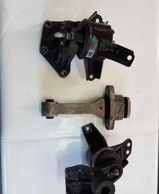 Hyundai ix35 Engine mount vacuum valve 