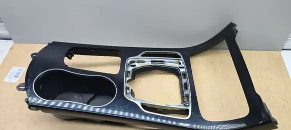 Mercedes-Benz C W205 Center console A2056805807