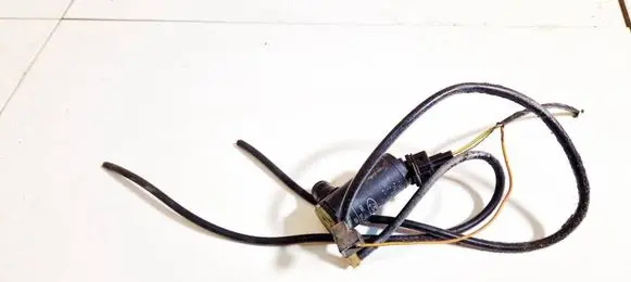Ford Fiesta Windscreen/windshield washer pump