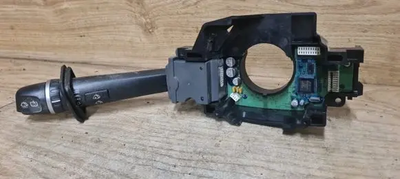 Volvo XC90 Wiper control stalk 30739218