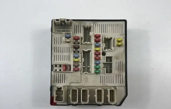 Renault Laguna III Fuse box set 284B66052R