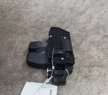 Peugeot 2008 II Tailgate/trunk/boot lock/catch/latch 9684648680 9151487499