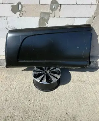 Mercedes-Benz Vito Viano W447 Fender end trim A447