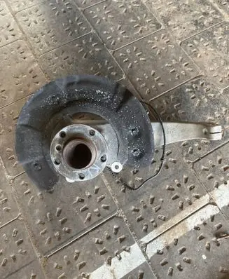 BMW 5 F10 F11 Front wheel hub 6775769