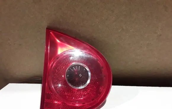 Volkswagen Golf V Tailgate rear/tail lights 1K6945093E