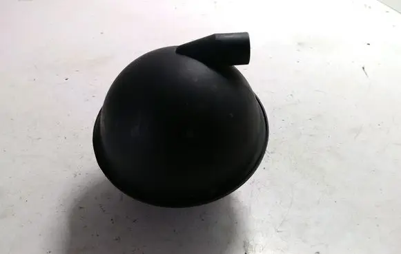Vacuum air tank