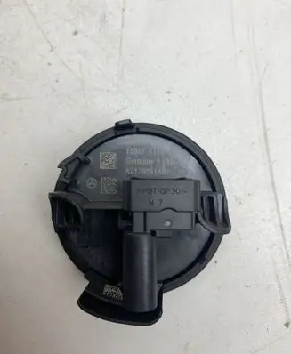 Mercedes-Benz E W213 Airbag deployment crash/impact sensor A2139051400