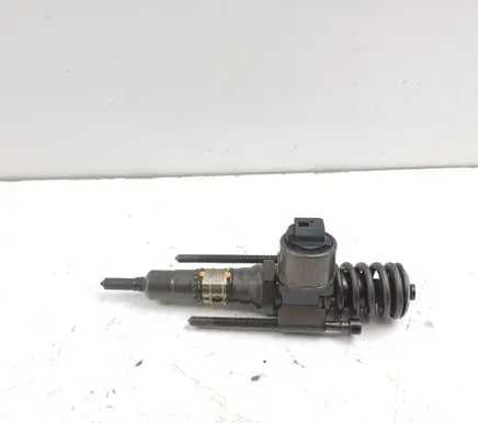 Audi A6 S6 C6 4F Fuel injector 03G130073G