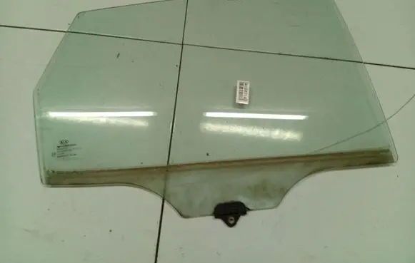 KIA Ceed Rear door window glass As2