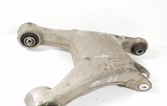 Rear control arm