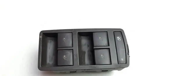 Opel Insignia A Electric window control switch 13305012 M7090
