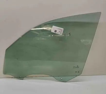 BMW X5 G05 Front door window glass four-door 7430937