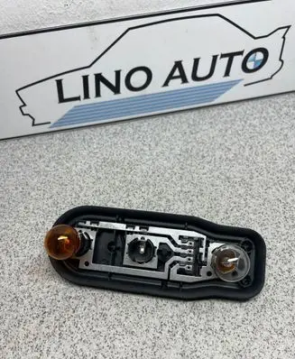 BMW 5 E39 Tail light bulb cover holder 2496339