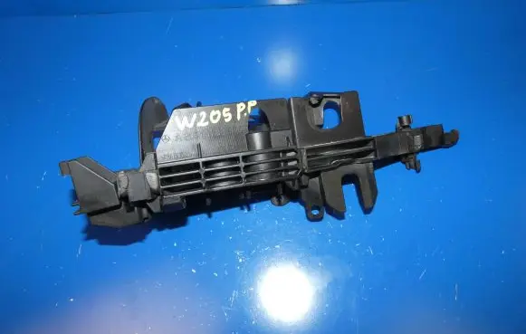 Mercedes-Benz C W205 Other engine bay part A2058310898
