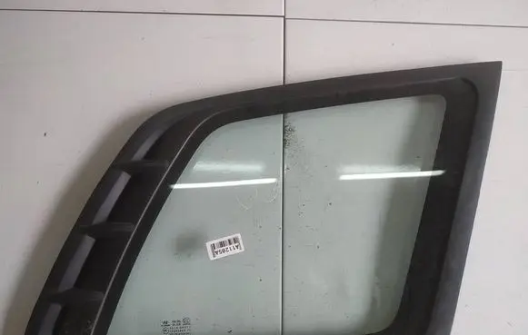 Hyundai Santa Fe Rear side window AS2